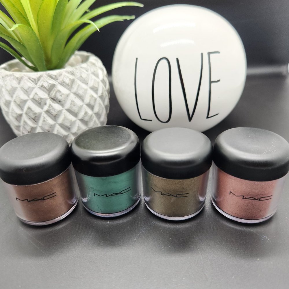 MAC Loose Pigment Colors